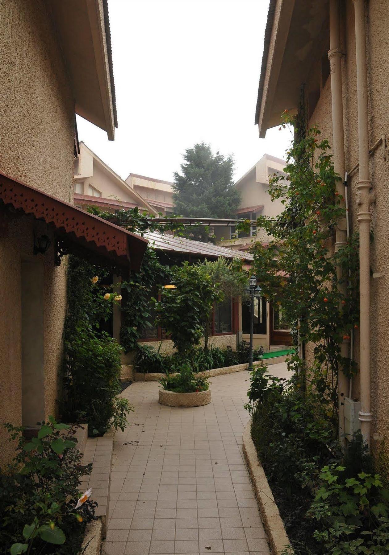 Hotel Club Mahindra Masuri Exterior foto
