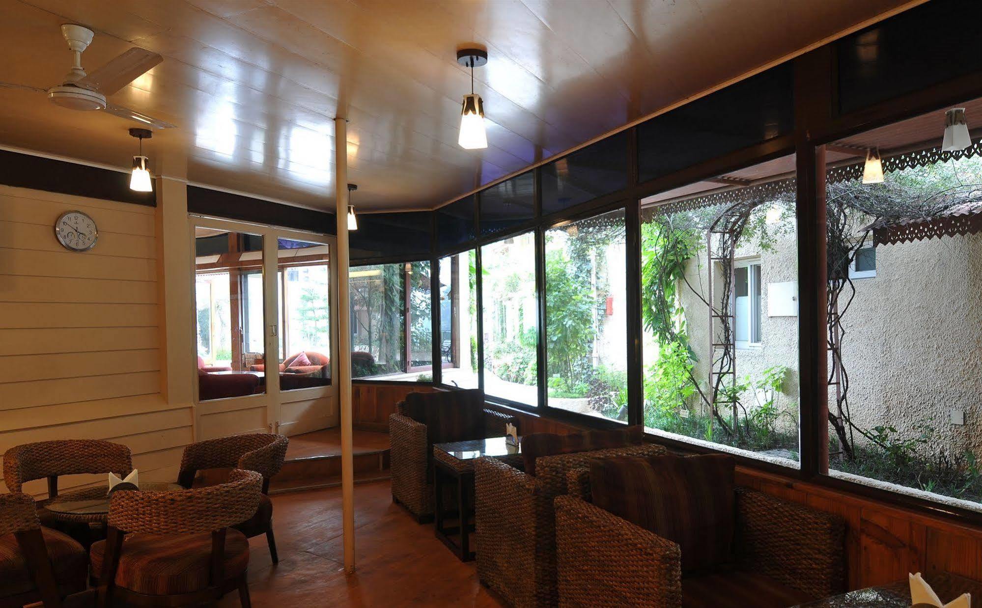 Hotel Club Mahindra Masuri Exterior foto